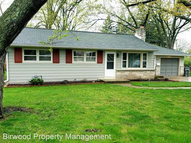 Main picture of 206 Frost Woods Rd