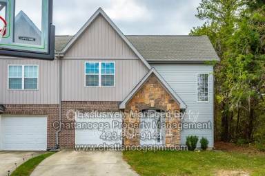 Main picture of 2700 Stone Trace Dr
