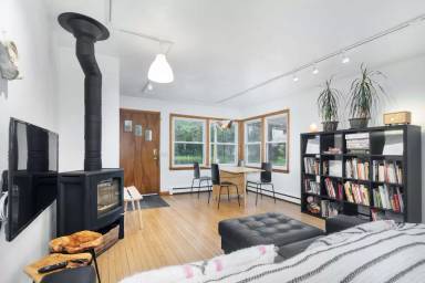 Main picture of 3105 Worthington Ave