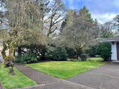 Main picture of 9996 SW Coquille Dr