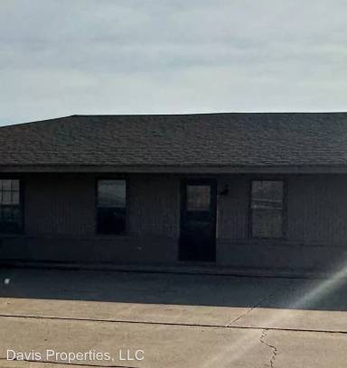 Main picture of 2212 Apple Ave