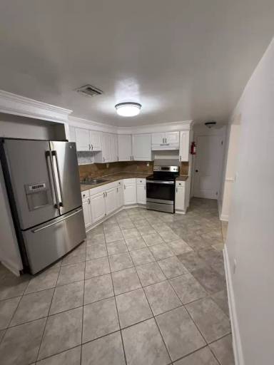 Main picture of 443 Summer St