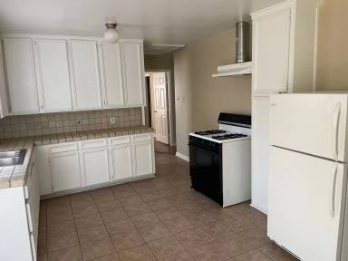 Main picture of 255 Palmyra St