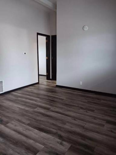 Main picture of 506 E Pierce St