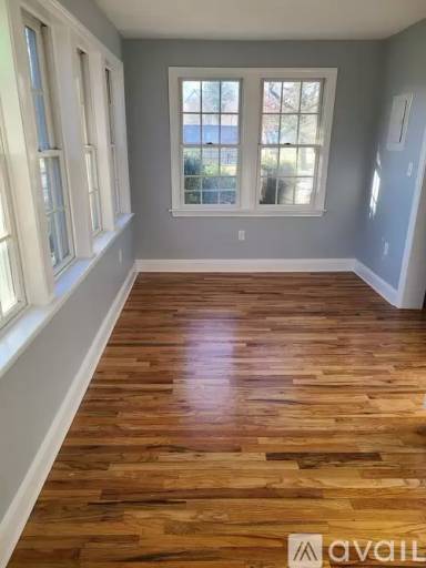 Main picture of 53 W Plain St
