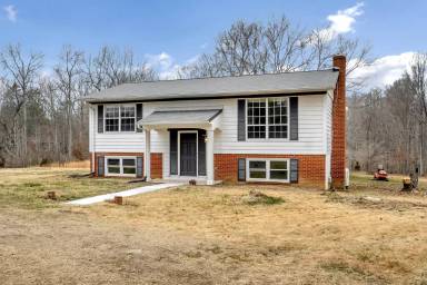 Main picture of 15309 Spotswood Furnace Rd