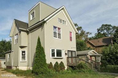 Main picture of 7514 S Parnell Ave