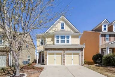 Main picture of 5780 Weddington Dr
