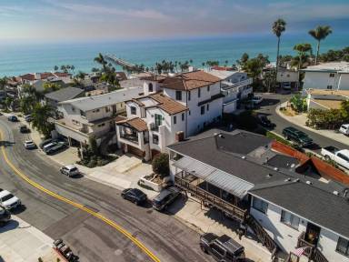 Main picture of 506 Avenida Victoria