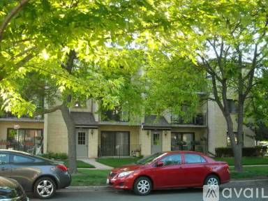 Main picture of 6596 N Ogallah Ave