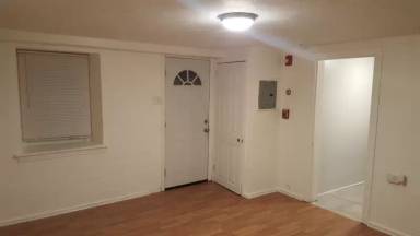 Main picture of 6142 N 8th St