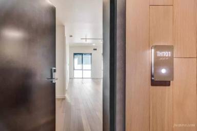 Main picture of 120 10th St