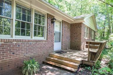 Main picture of 1417 Onslow Rd