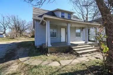 Main picture of 1910 N Park Ave
