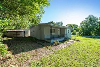 Main picture of 623 Pinewood Ave