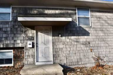 Main picture of 9018 W 78th Cir