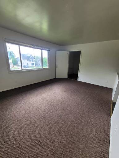 Main picture of 5839 N 84th St