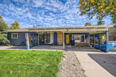 Main picture of 1609 Main St