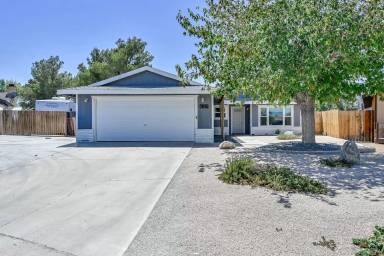 Main picture of 637 S Gemstone St