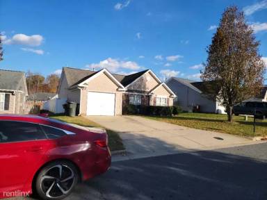 Main picture of 6126 Trotting Pl