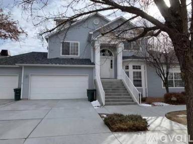Main picture of 739 Glen Ct