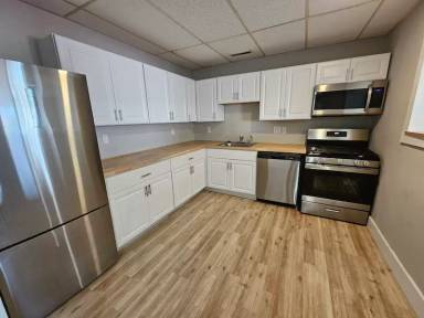 Main picture of 219 Main St