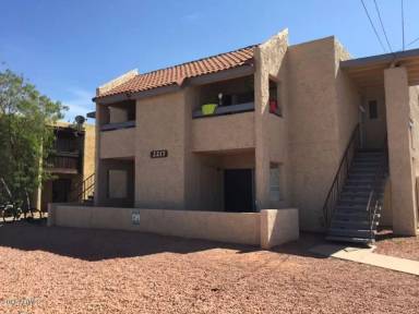 Main picture of 2217 E Cactus Rd