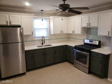 Main picture of 7359 W Barry Ave