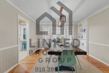 Main picture of 2523 S Cincinnati Ave