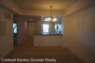 Main picture of 1275 Saxony Cir