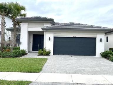 Main picture of 4506 SW 174th Ave