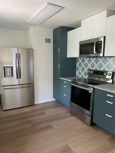 Main picture of 1916 S 62nd St