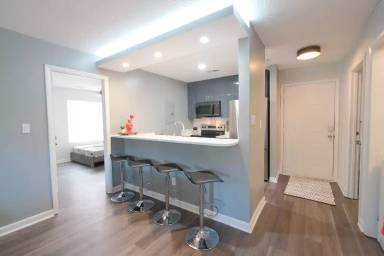 Main picture of 1241 University Ct