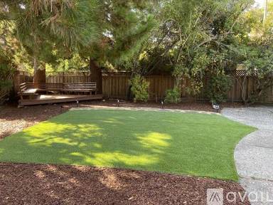 Main picture of 828 Sutter Ave