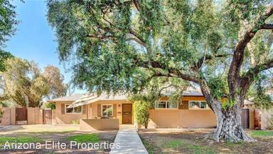 Main picture of 1812 W Catalina Dr