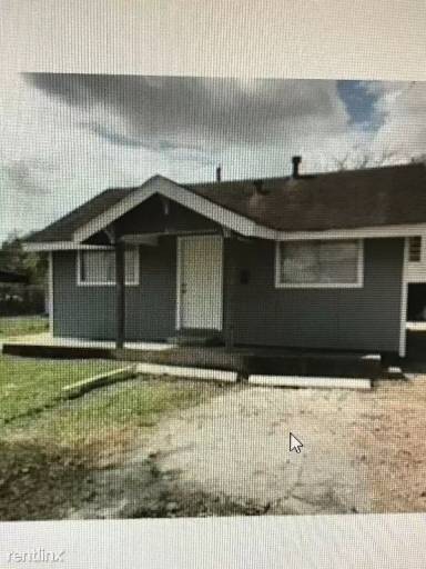 Main picture of 2142 Des Jardines St