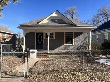 Main picture of 743 N Walnut St