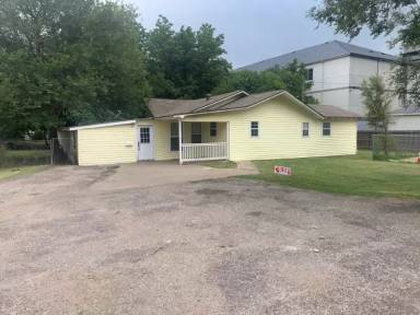 Main picture of 301 28th St