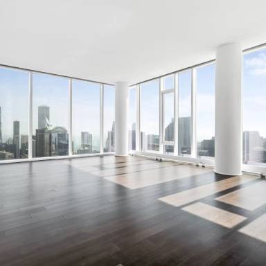 Main picture of 319 W Wolf Point Plz