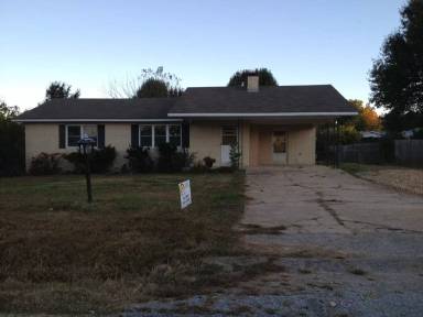 Main picture of 73 Meadowdale St