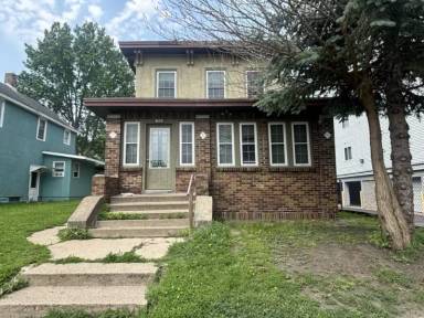 Main picture of 405 5th Ave S