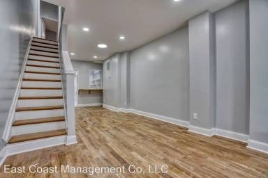 Main picture of 937 W Lombard St