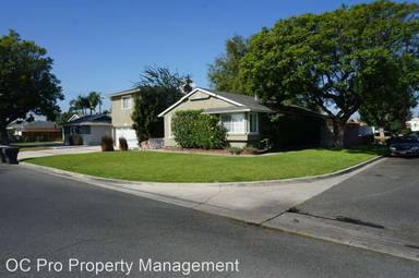 Main picture of 12031 Cliffwood Ave