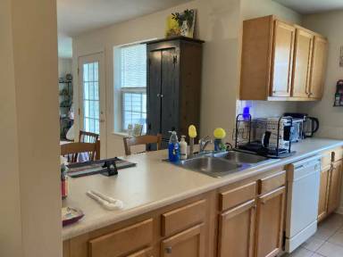 Main picture of 534 Central