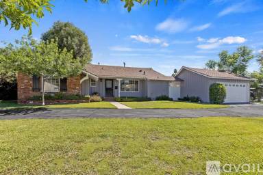 Main picture of 10612 Monogram Ave
