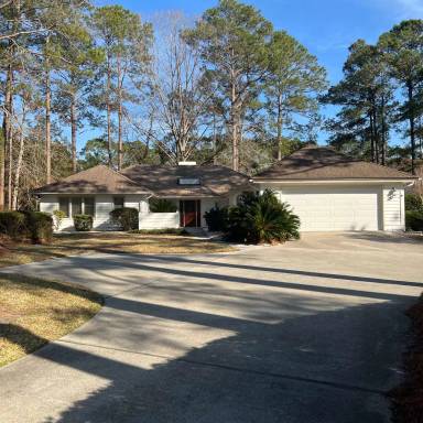 Main picture of 196 Whiteoaks Cir