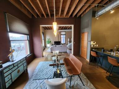 Main picture of 309 E Market St