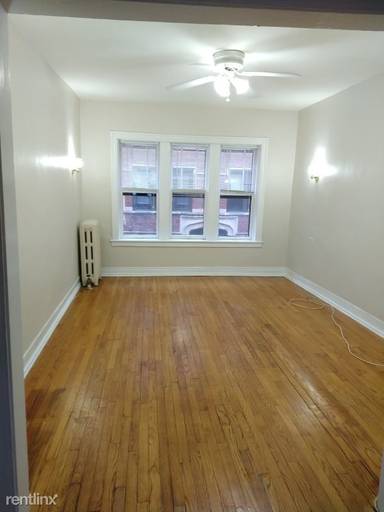 Main picture of 1372 W Estes Ave