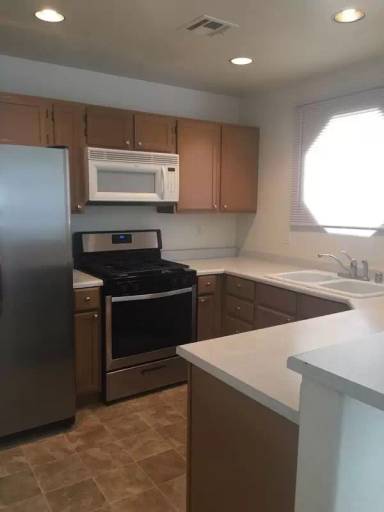 Main picture of 5076 S Rainbow Blvd