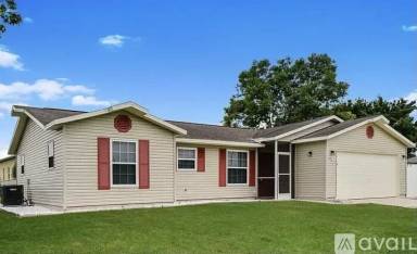 Main picture of 511 SE 13th Ter